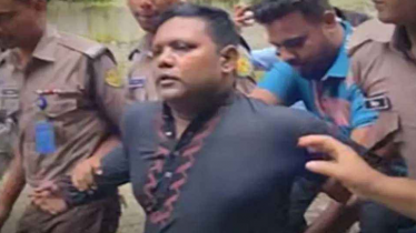 ধানমন্ডি ৩২ নম্বরে ফুল দিতে গিয়ে যুবক আটক