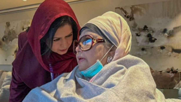 হাসপাতালে পৌঁছেছেন জুবাইদা রহমান