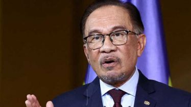 গাজামুখী ফ্লোটিলায় ইসরায়েলি হামলার নিন্দা জানালেন মালয়েশিয়ার প্রধানমন্ত্রী গাজামুখী ফ্লোটিলায় ইসরায়েলি হামলার নিন্দা জানালেন মালয়েশিয়ার প্রধানমন্ত্রী