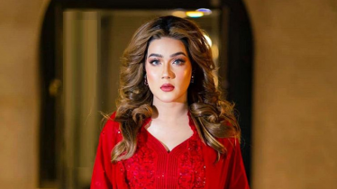 মনটা ভারতে, আমি আমেরিকায়: মাহিয়া মাহি