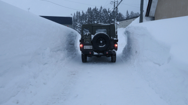 জাপানে ভারী তুষারপাতে প্রাণ গেল ৩০ জনের