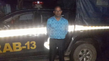 পার্বতীপুরে ট্রাক থামিয়ে চাঁদাবাজির সময় এনসিপি নেতা আটক