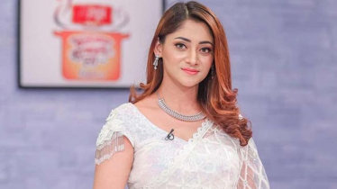 বিয়ে নিয়ে গুঞ্জন, যা বললেন পূজা চেরি বিয়ে নিয়ে গুঞ্জন, যা বললেন পূজা চেরি