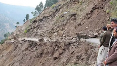 পাকিস্তানে আকস্মিক বন্যা ও ভূমিধসে নিহত ২৭ পাকিস্তানে আকস্মিক বন্যা ও ভূমিধসে নিহত ২৭