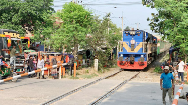 রাজশাহীতে রেল অবরোধ প্রত্যাহার, আড়াই ঘণ্টা পর সচল ট্রেন চলাচল