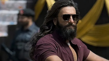 রণবীর সিংয়ের ‘ধুরন্ধর’ সেটে খাদ্যে বিষক্রিয়া, অসুস্থ ১২০ জন রণবীর সিংয়ের ‘ধুরন্ধর’ সেটে খাদ্যে বিষক্রিয়া, অসুস্থ ১২০ জন