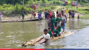 সেতুর অভাবে দুর্ভোগে শিক্ষার্থীসহ কয়েক গ্রামের মানুষ!