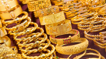 দুই দফা পতনের পর আবারও বাড়লো সোনার দাম