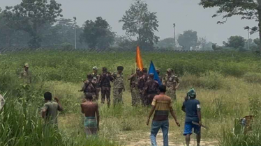 ৯৬ ঘণ্টা পর শূন্যরেখা থেকে ১২ জনকে ফিরিয়ে নিল বিএসএফ