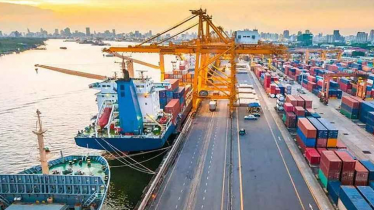 ৬ জাহাজ থেকে খালাস হচ্ছে জ্বালানি,পথে আরও ৪ ৬ জাহাজ থেকে খালাস হচ্ছে জ্বালানি,পথে আরও ৪