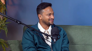 পূর্ণাঙ্গ হোম সিরিজ খেলেই অবসর নিতে চান সাকিব পূর্ণাঙ্গ হোম সিরিজ খেলেই অবসর নিতে চান সাকিব