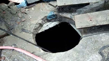 মুন্সীগঞ্জে সেপটিক ট্যাংক থেকে তিন শ্রমিকের মরদেহ উদ্ধার