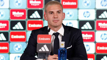 রিয়ালে যোগ দিয়ে মেসিকে বিশ্বের সেরা বলে বিপাকে মাস্তানতুয়োনো রিয়ালে যোগ দিয়ে মেসিকে বিশ্বের সেরা বলে বিপাকে মাস্তানতুয়োনো