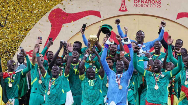 বিতর্কিত ফাইনালে মরক্কোকে হারিয়ে চ্যাম্পিয়ন সেনেগাল বিতর্কিত ফাইনালে মরক্কোকে হারিয়ে চ্যাম্পিয়ন সেনেগাল