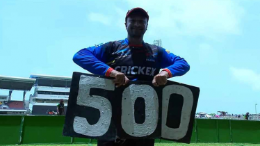 বিশ্বসেরা অলরাউন্ডার সাকিবের অনন্য কীর্তি বিশ্বসেরা অলরাউন্ডার সাকিবের অনন্য কীর্তি