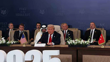 গাজা যুদ্ধবিরতির নথিতে স্বাক্ষর করলেন ট্রাম্পসহ বিশ্বনেতারা