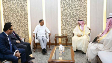 প্রধানমন্ত্রীর সঙ্গে সৌদি রাষ্ট্রদূতের সৌজন্য সাক্ষাৎ প্রধানমন্ত্রীর সঙ্গে সৌদি রাষ্ট্রদূতের সৌজন্য সাক্ষাৎ