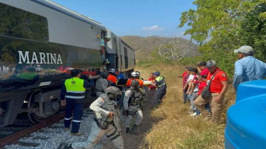 মেক্সিকোয় ট্রেন দুর্ঘটনায় নিহত ১৩