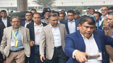 মাকে দেখতে এভারকেয়ারের পথে তারেক রহমান