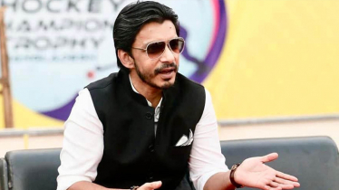 বিসিবি পরিচালকের পদ থেকে সরে দাঁড়ালেন ইশতিয়াক সাদেক