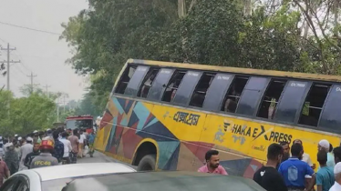 সিরাজগঞ্জে বাসচাপায় অটোভ্যানের ৩ যাত্রী নিহত