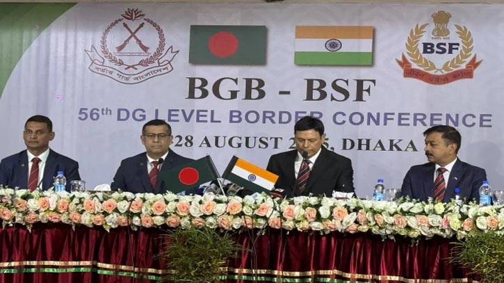 ভারত পুশব্যাক করেনি, অনুপ্রবেশকারীরা স্বেচ্ছায় আসছেন: বিএসএফ ডিজি