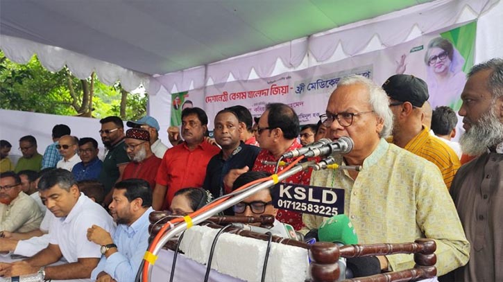 মিটফোর্ডের ঘটনাকে রাজনৈতিক রূপ দেওয়ার চেষ্টা করছে কিছু দল: রিজভী