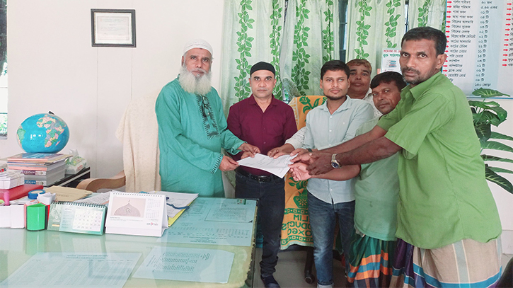 ভুয়া ভাউচারে অর্থ আত্মসাৎ, আদালতের আদেশ মানেন না শিক্ষকনেতা মামুন ভুয়া ভাউচারে অর্থ আত্মসাৎ, আদালতের আদেশ মানেন না শিক্ষকনেতা মামুন