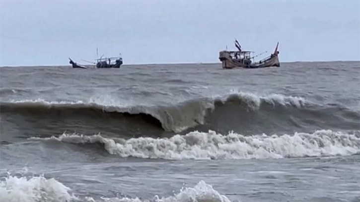 বঙ্গোপসাগরে সৃষ্ট লঘুচাপ নিম্নচাপে পরিণত, ১ নম্বর সতর্ক সংকেত বঙ্গোপসাগরে সৃষ্ট লঘুচাপ নিম্নচাপে পরিণত, ১ নম্বর সতর্ক সংকেত