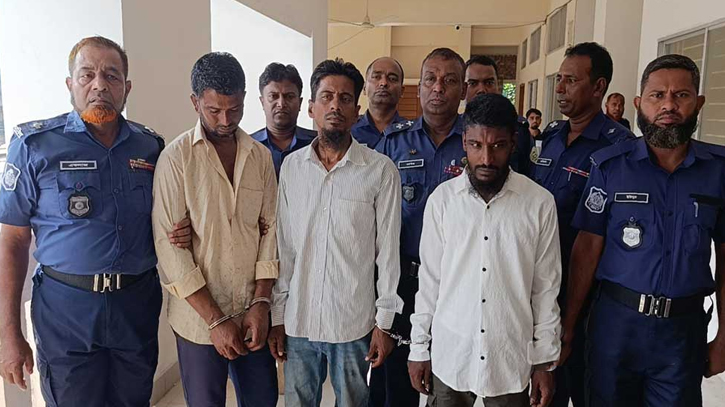 বরিশালে গৃহবধূকে ধর্ষণ মামলায় চার জনের মৃত্যুদণ্ড বরিশালে গৃহবধূকে ধর্ষণ মামলায় চার জনের মৃত্যুদণ্ড
