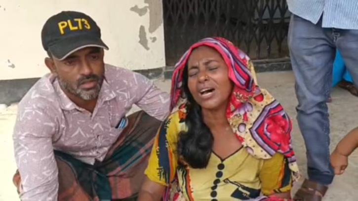 খুলনায় পা‌রিবা‌রিক বি‌রো‌ধের জেরে খুন                          