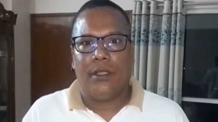 ঢাবির ডেপুটি রেজিস্ট্রার লাভলু মোল্লা গ্রেফতার