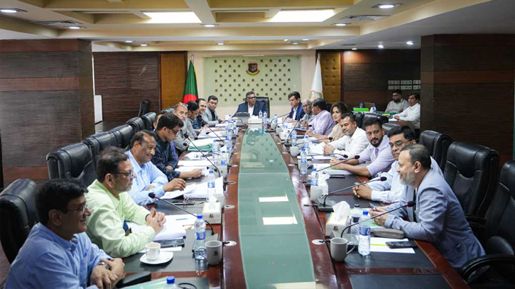 বুলবুলের বোর্ড ভেঙে বিসিবির অ্যাডহক কমিটির সভাপতি তামিম ইকবাল বুলবুলের বোর্ড ভেঙে বিসিবির অ্যাডহক কমিটির সভাপতি তামিম ইকবাল