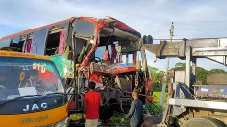 জুলাইয়ে দেশে সড়ক দুর্ঘটনায় নিহত ৪১৮