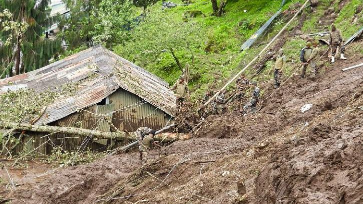 ভারতের সিকিমে ভূমিধসে ৪ জনের মৃত্যু