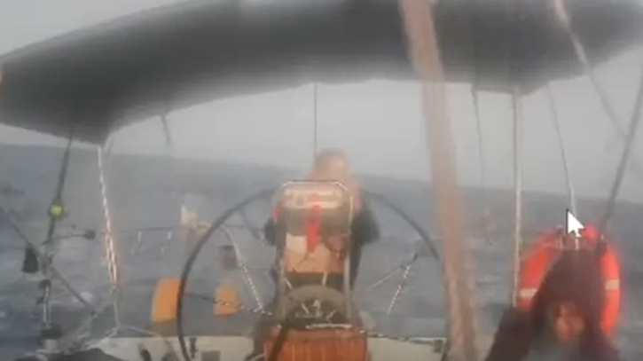 গাজার পথে গ্লোবাল সুমুদ ফ্লোটিলার শেষ নৌযান দখলে নিল ইসরায়েল