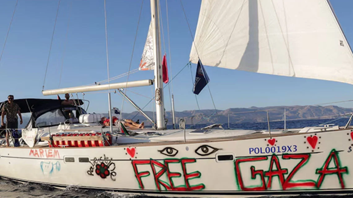 ফ্লোটিলার ৪৪টির মধ্যে ৪৩ নৌযান আটক করল ইসরায়েল