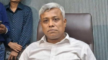 Govt raises fuel prices, keeps diesel unchanged
