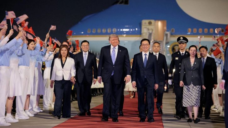 Trump lands in Beijing for high‑stakes summit with Xi Jinping