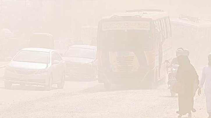 বিশ্বের তৃতীয় দূষিত শহর আজ ঢাকা