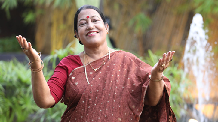 ফরিদা পারভীনের মৃত্যুর গুজব উড়িয়ে স্বামীর দোয়ার আবেদন