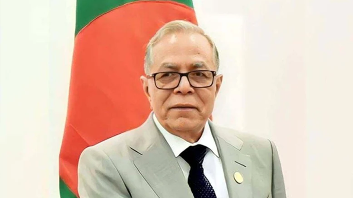 দেশে ফিরেছেন সাবেক রাষ্ট্রপতি আব্দুল হামিদ দেশে ফিরেছেন সাবেক রাষ্ট্রপতি আব্দুল হামিদ