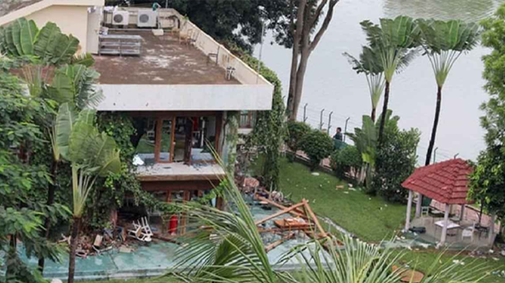 হলি আর্টিজান হামলা: হাইকোর্টের পূর্ণাঙ্গ রায় প্রকাশ হলি আর্টিজান হামলা: হাইকোর্টের পূর্ণাঙ্গ রায় প্রকাশ