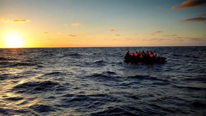 ইতালিতে নৌকাডুবিতে ২৬ অভিবাসীর মৃত্যু