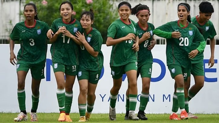 বিশ্বকাপ-অলিম্পিকের পথে বাংলাদেশ নারী ফুটবল