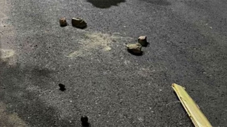 ধানমন্ডিতে আইসিটি কার্যালয়ের সামনে ককটেল বিস্ফোরণ, আটক ২