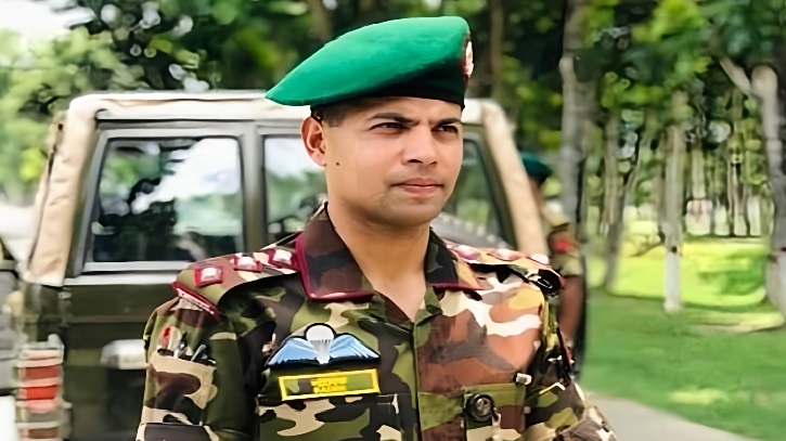 আ. লীগের গোপন বৈঠক: গ্রেফতার ২২, সেনা হেফাজতে ১ মেজর আ. লীগের গোপন বৈঠক: গ্রেফতার ২২, সেনা হেফাজতে ১ মেজর