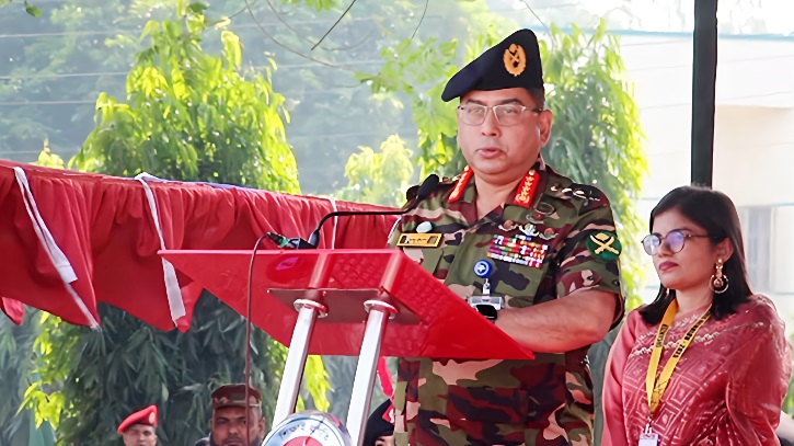 নারীদের বাদ দিয়ে উন্নয়ন সম্ভব নয়: সেনাপ্রধান