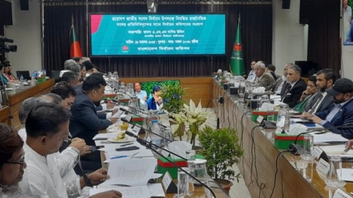 ইসিকে বাস্তব পদক্ষেপ নেওয়ার পরামর্শ রাজনৈতিক দলগুলোর