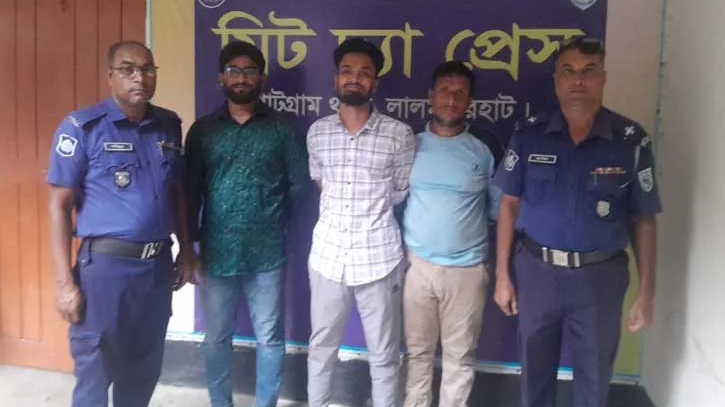 ই-ব্যাংকিংয়ের মাধ্যমে অর্থ আত্মসাত, সমন্বয়ক গ্রেফতার